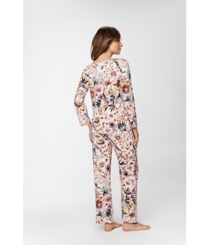 Pijama rosa estampado con corte ajustado, vista lateral